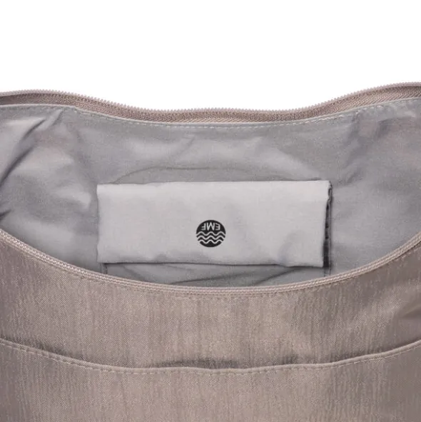 Modern Everywhere Bagg EMF Blocking Pocket