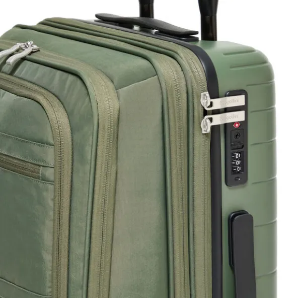 Set Wave 22" 4 Wheel Hybrid Carry-On