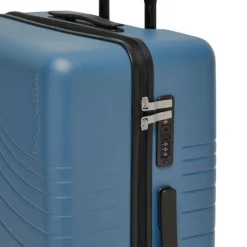 Set Wave 26” 4 Wheel Hardside Luggage