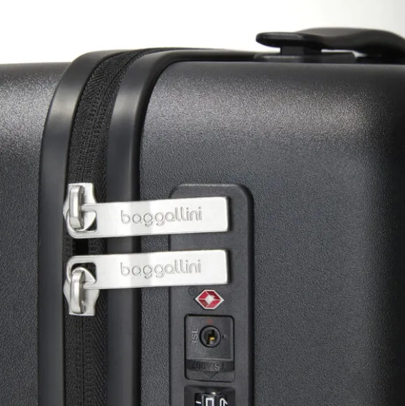 Set Wave 22” 4 Wheel Hardside Carry-On