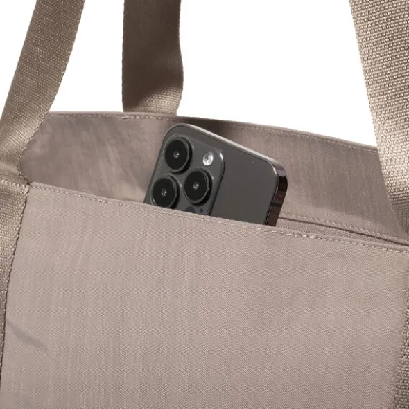 Via Tote